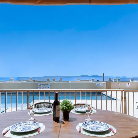 Apartment Great With View Roses