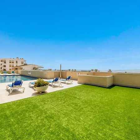 Great With View Apartment Roses