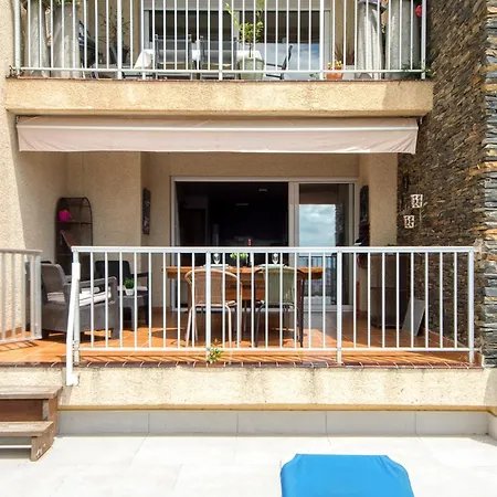 Apartment In Near Canyelles *