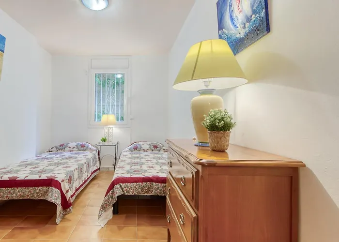 Appartement In Near Canyelles *